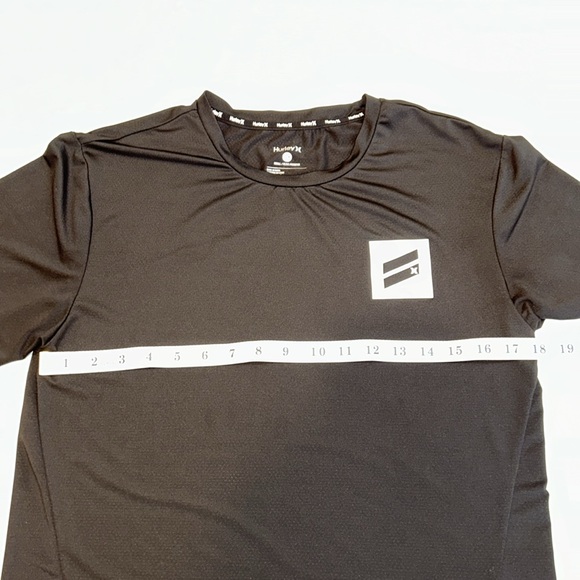 Hurley Men’s Athletic T- shirts Size Small Bundle of 2 Shirts. Great Deal! - Picture 5 of 8